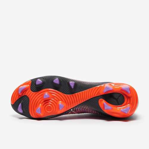  נעלי כדורגל חצי מקצועיות PUMA FUTURE PRO FG