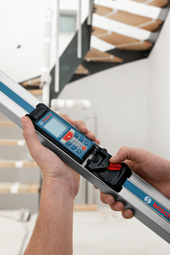 מד טווח לייזר ומסילת פלס BOSCH GLM 80
