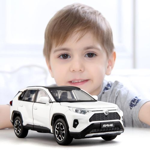 טויוטה ראב 4 קטן