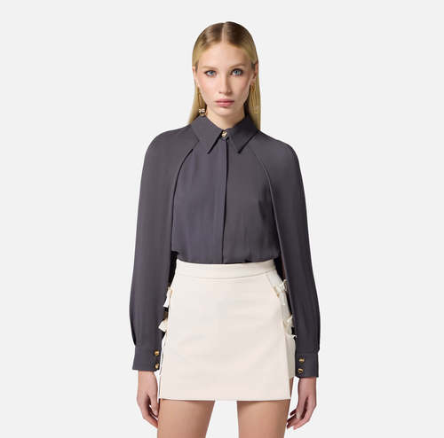 Blouse in georgette fabric with necklace and bow
