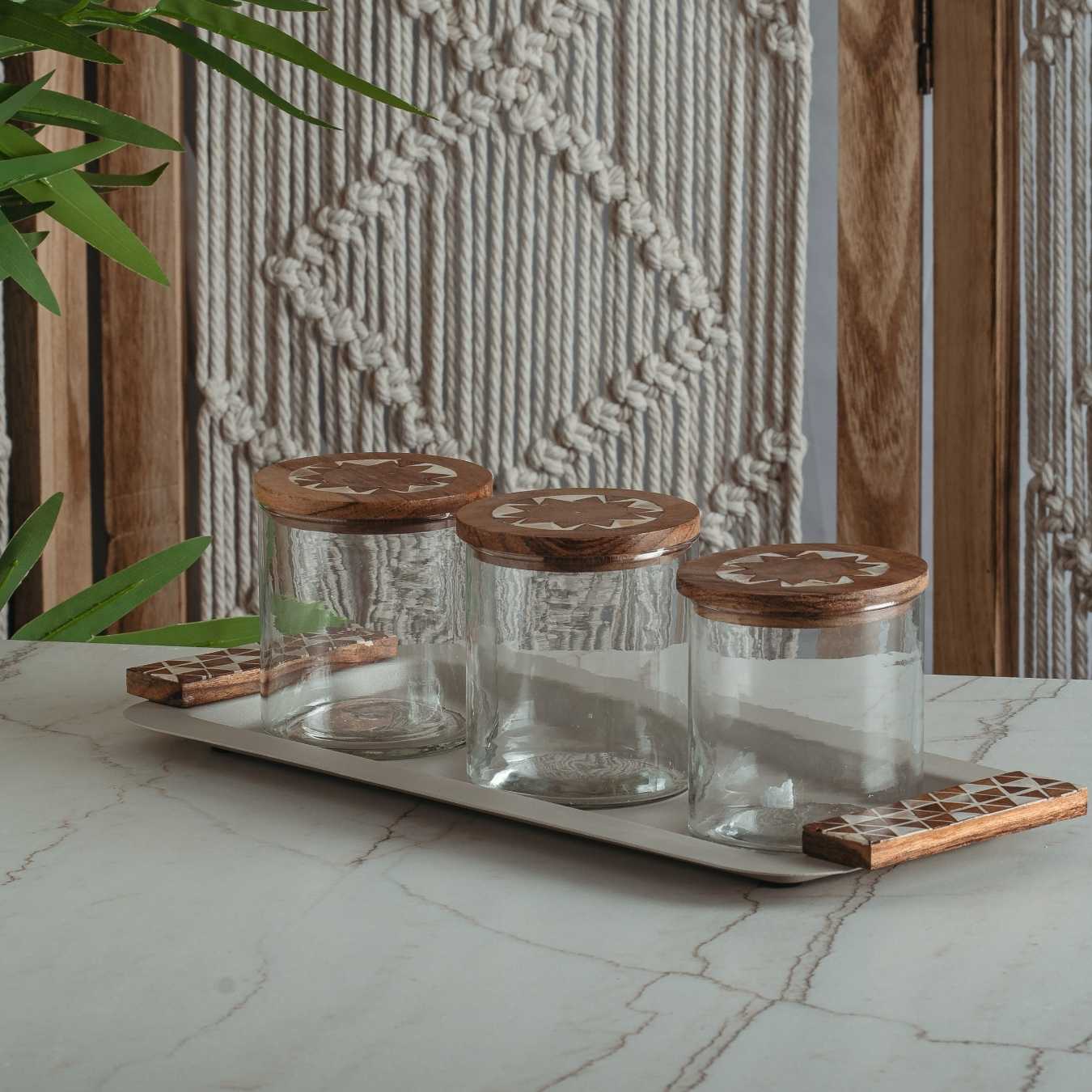 מגש מתכת עם 3 צנצנות זכוכית אפור - Y.C.029668 39*17 cm