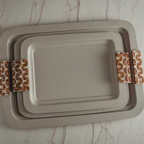 מגש מלבני מתכת עם ידיות עץ אפור - Y.C.029804 40*29 cm