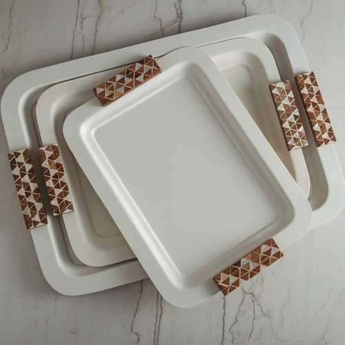 מגש מלבני מתכת עם ידיות עץ לבן - Y.C.029859 53*38 cm