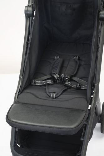 טיולון מיניגו קליק אוטומט minigo click צבע:שחור