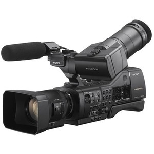 Sony NEX-EA50EM + 18-105mm Lens
