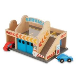 מוסך ותחנת שירות מעץ מבית מליסה ודאג Melissa and Doug