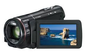 Panasonic HC-X920M-KE 3MOS Camcorder- PAL זמין יורוקום