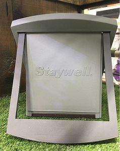 דלת לחתול ו / או כלבים קטנים וזעירים דגם staywell 7 מספר צבעים ומודלים תוצרת אנגליה 
