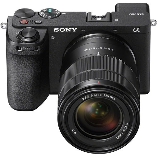 מצלמה חסרת מראה סוני Sony a6700 Mirrorless Camera + 18-135 mm