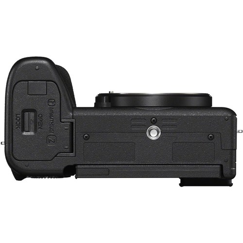 מצלמה חסרת מראה סוני Sony a6700 Mirrorless Camera + 18-135 mm