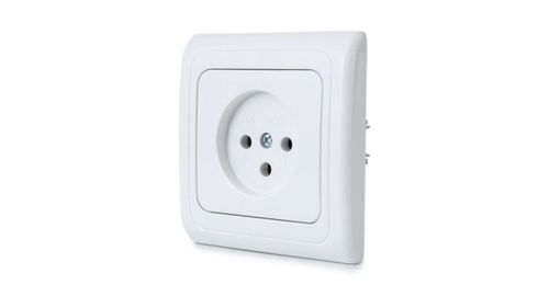 שקע כח תחת הטיח ספיר ניסקו