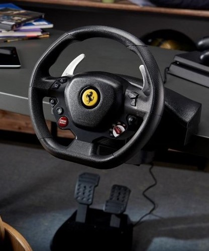 הגה מירוצים עם דוושות Thrustmaster T80 Ferrari 488 GTB Edition
