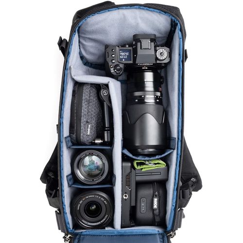 תיק גב Think Tank Photo DarkLight Backpack 14L