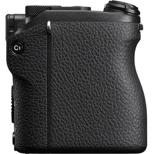 מצלמה חסרת מראה סוני Sony a6700 Mirrorless Camera + 18-135 mm