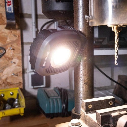 SAL2R פנס הצפה 1500 LUMEN זרקור נייד נטען SOLIDLINE