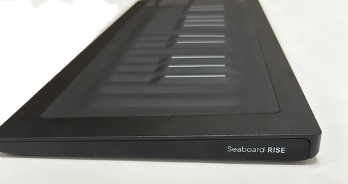 ****נמכר****מקלדת שליטה מהתצוגה Roli Seaboard Rise 25