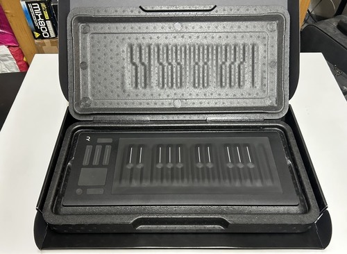 ****נמכר****מקלדת שליטה מהתצוגה Roli Seaboard Rise 25