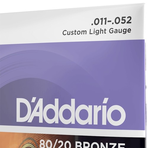 זוית נוספת D'Addario 11-52 Custom Light Acoustic Guitar Strings