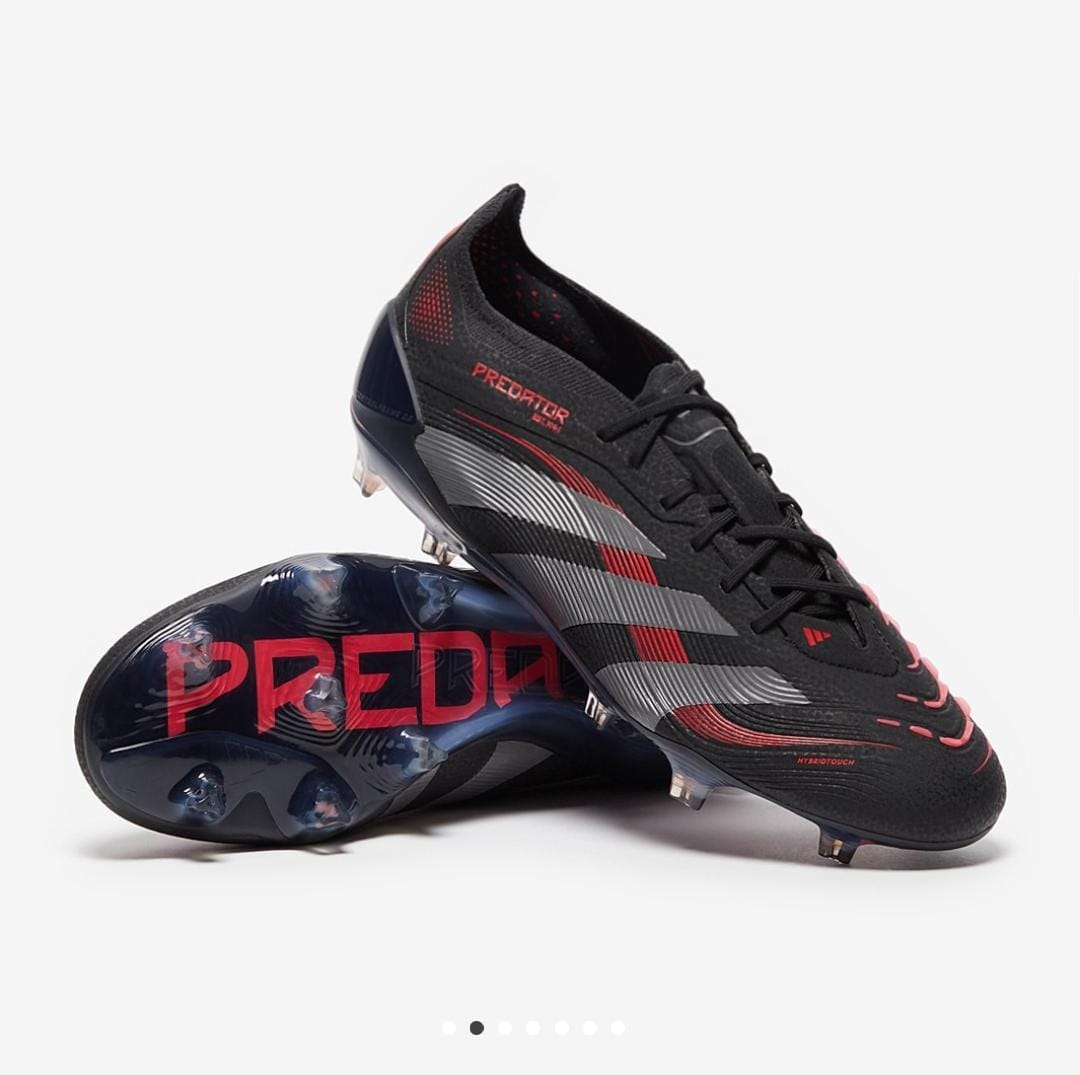 נעלי כדורגל מקצועיות adidas Predator Elite