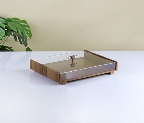 קופסת ממתקים עץ ואקריל - 40*31*10 ס