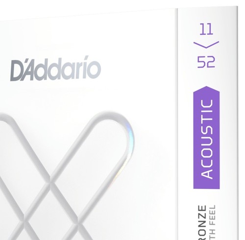 זוית נוספת D'Addario 11-52 Custom Light Coated Acoustic Guitar Strings