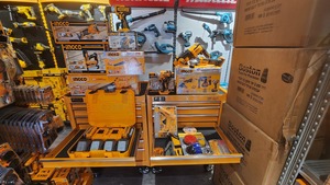 סט11 כלים 18 חלקים מבית המותג אינקו