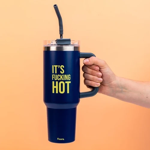 כוס תרמית ענקית עם קשית It’s Fucking Hot