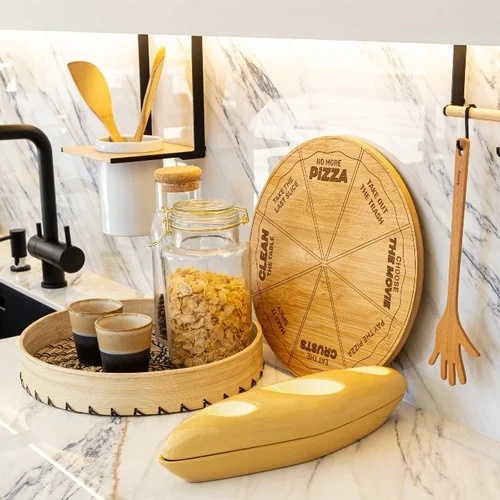 מגש פיצה משימות Pizza Game Serving Plate