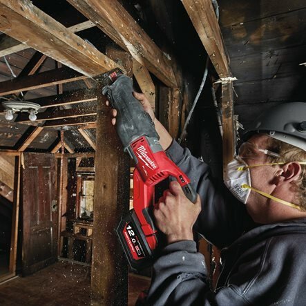 מסור חרב נטען ללא פחמים (גוף בלבד) MILWAUKEE M18 FSZ