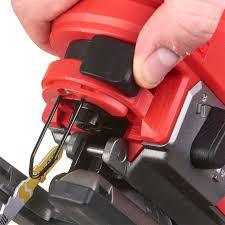 מסור אנכי נטען MILWAUKEE M18FJS באריזת קרטון 