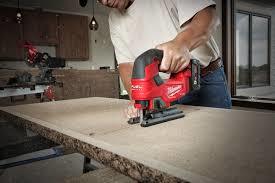 מסור אנכי נטען MILWAUKEE M18FJS באריזת קרטון 
