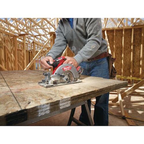 מסור עגול נטען 18V גוף בלבד Milwaukee Fuel M18 CCS55