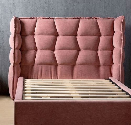 מיטה זוגית מרופדת דגם W-202