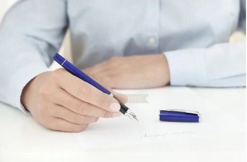 עט נובע יוקרתי, דגם Urban Classic Metro Metallic CT Fountain Pen (M)