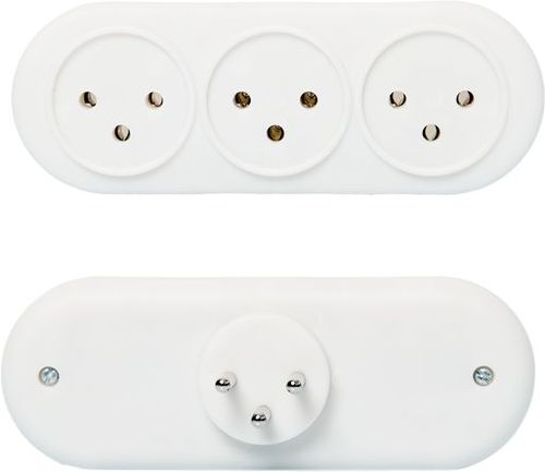 מפצל 3 שקעים לתקע ישראלי אופקי – פתרון מושלם לחיבור מספר מכשירים