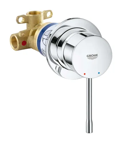 אינטרפוץ 3 דרך Essence מבית גרואה Grohe בגימור ניקל כרום.