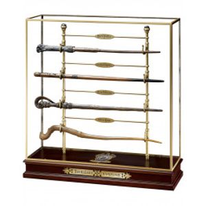 The TRIWIZARD Champions Wands Set - מעמד  תצוגה יוקרתי לשרביטים The noble collection