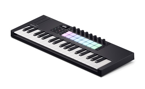 זוית נוספת Novation Launchkey Mini 37 MK4 MIDI keyboard controller 