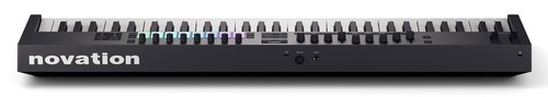 זוית נוספת מקלדת שליטה Novation Launchkey 61 MK4
