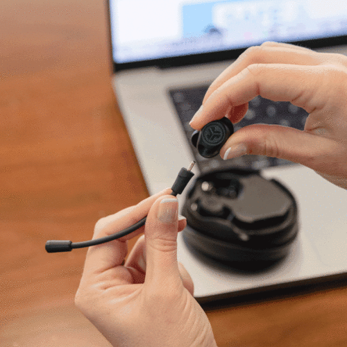 אוזניות אלחוטיות לעבודה היברידית עם מדונה  JLab Work Buds True Wireless