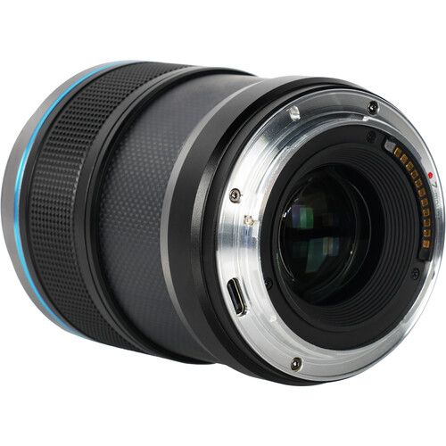 עדשה Sirui Sniper 33mm f/1.2 Sony E