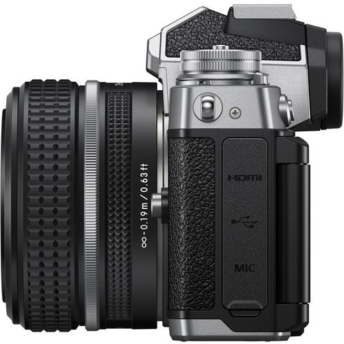 Nikon Z fc + 28mm Lens- קיט Mirrorless מצלמת ניקון - יבואן רשמי