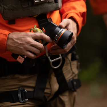 פנס יד NEBO LUXTREME SL100