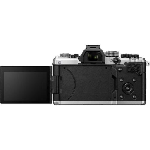 מצלמת מירורלס OM SYSTEM OM-3