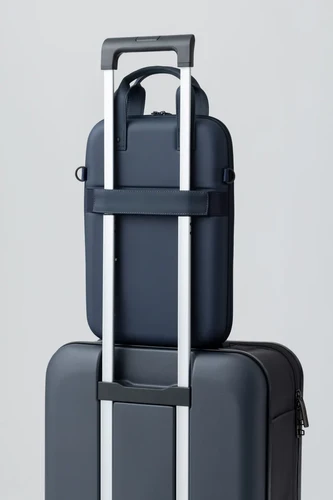 תיק למחשב נייד קשיח שחור LAPTOP CASE GO