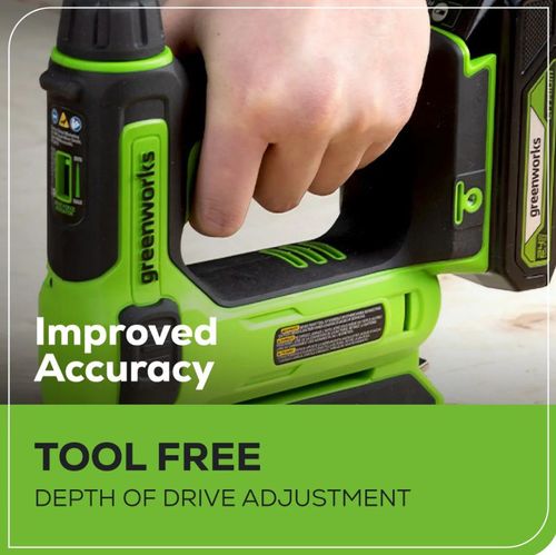 אקדח מסמרים נטען GREENWORKS 24V דגם 99673-3 עם קצב ירי 100 מסמרים בדקה, מחסנית שקופה ותאורת LED