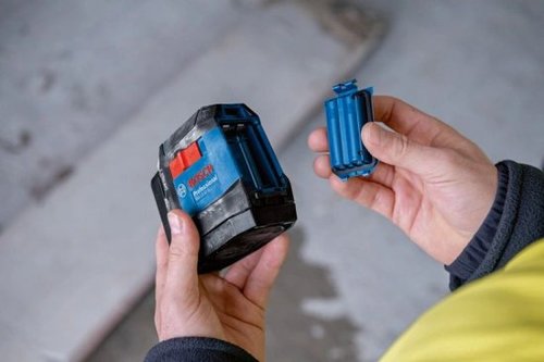 פלס לייזר צלב ירוק+ תושבת GLL 12-22G תוצרת Bosch 