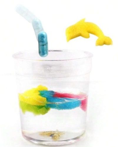 12 קפסולות גדלות במים - גיבורי על