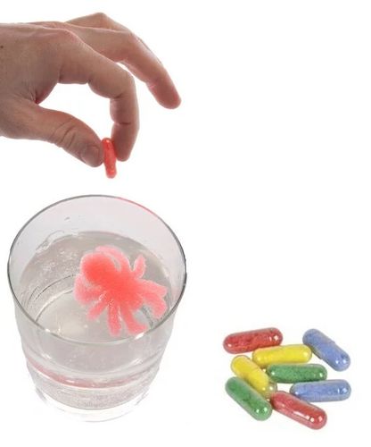 12 קפסולות גדלות במים - גיבורי על