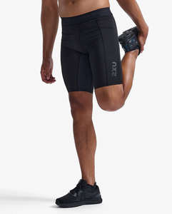 טייץ קצר Base Layer Comp Shorts BLK/NRO